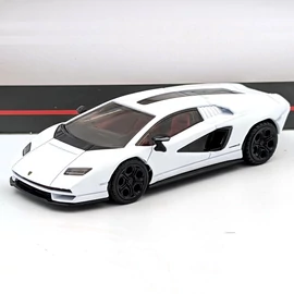  Lamborghini Countach LPI 800-4 Hot Wheels autómodell 1:43