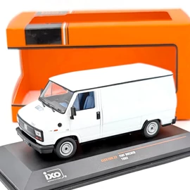 Fiat Ducato 1982 1:43 IXO modellautó