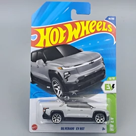Hot Wheels - Chevy Silverdo EV RST fém kisautó