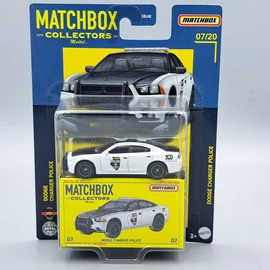 Dodge Charger rendőr Matchbox Collectors kisautó