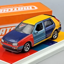 Volkswagen Golf 3 1995 Matchbox Harlekin fém modell autó