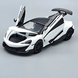 McLaren 600LT fehér 1:32 Tayumo fém autó modell