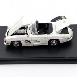 Mercedes Benz 300SL Roadster 1:64 fehér autó modell