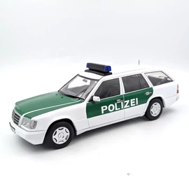 Mercedes E-Class T model 1995 1:18 model