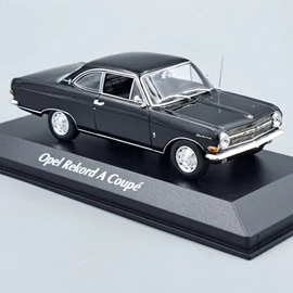 Opel Rekord A Coupe 1962 1:43 Maxichamps retró modell autó