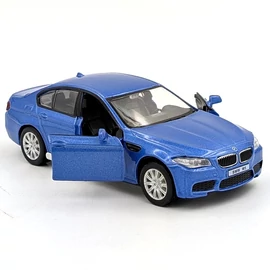 BMW M5 modell és játékautó vil.kék RMZ kisautó