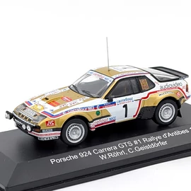 Porsche 924 Carrera GTS 1981 1:43 Röhrl retró versenyautó modell