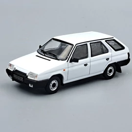 Skoda Forman 1990 1:43 IXO modellautó