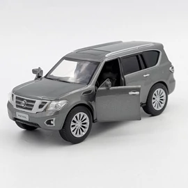 Nissan Patrol Y62 1:36 szürke Tayumo játékautó modellautó