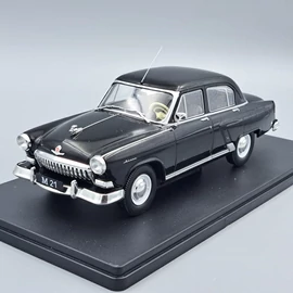 Volga M21 1960 1:24 Whitebox retró modell autó