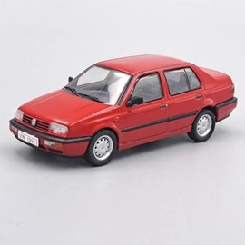 Volkswagen Vento 1992 1:43 modellautó