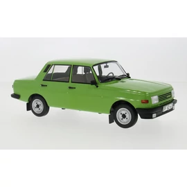 Wartburg 353 1:18 zöld MCG modellautó