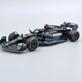 Mercedes GP F1 W14 E Performance 1:43 Bburago modell autó