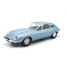 Jaguar E - Type Metálkék 1:24