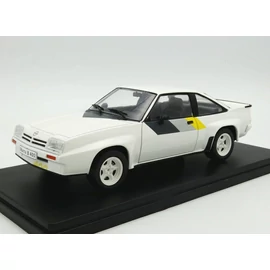 Opel Manta 400 Rallye 1981 1:24