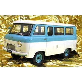 Uaz 452  V 1-24 Modellautó