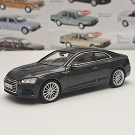 Audi A5 Coupe 1:43 Fekete
