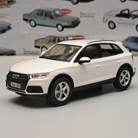 Audi Q5 2017 1:43 Fehér