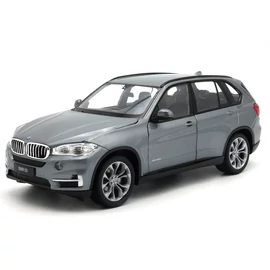 BMW X5 1:24 Modell Autó