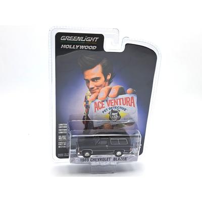 Chevrolet Blazer 1989 &quot;Ace Ventura&quot; 1:64