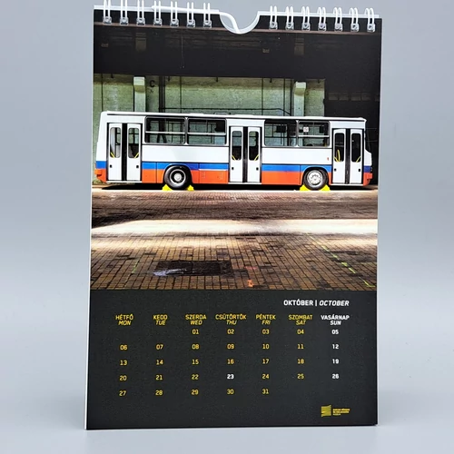 Ikarus falinaptár 2025