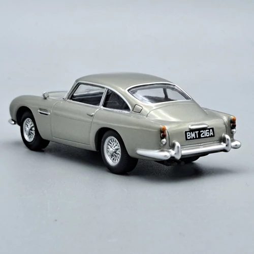 Aston Martin DB5 Coupe 1963 1:43 ezüst Norev fém mekett autó