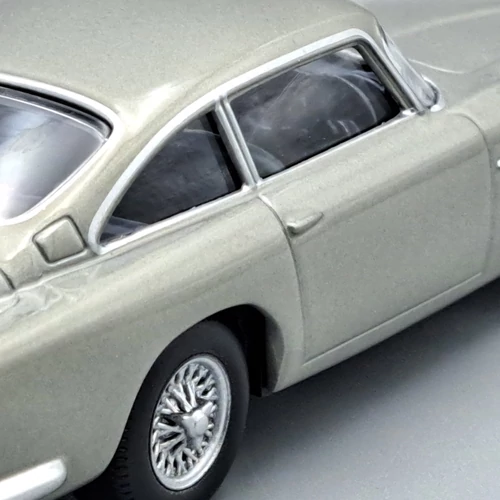 Aston Martin DB5 Coupe 1963 1:43 ezüst Norev fém mekett autó