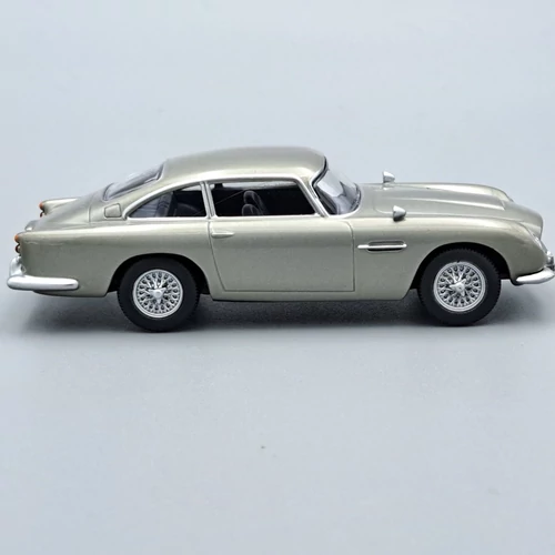 Aston Martin DB5 Coupe 1963 1:43 ezüst Norev fém mekett autó