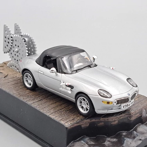 BMW Z8 1:43 James Bond-A világ nem elég modell autó