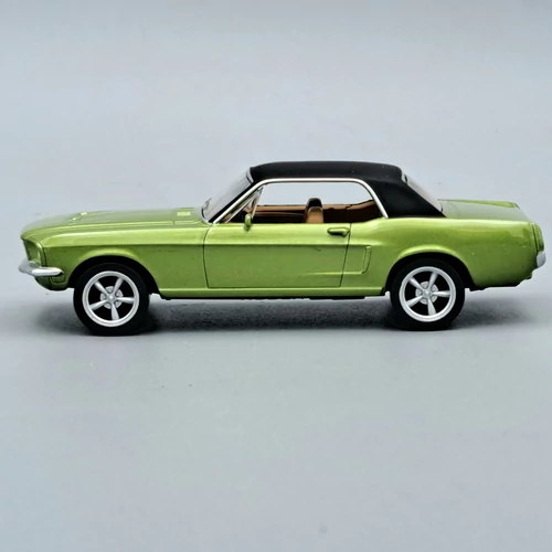 Ford Mustang Coupe 1968 1:43 Norev retró fémautó modellautó