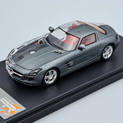 Mercedes-Benz SLS AMG 2011 1:43 IXO modell autó