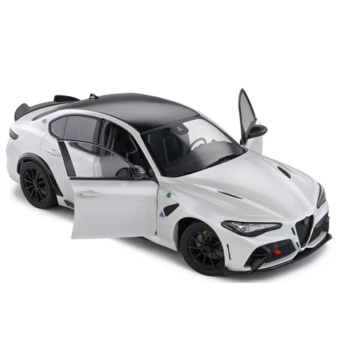 Alfa Romeo Giulia GTA 2022 1:18 Solido autómodell