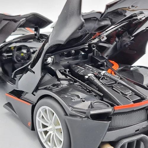 Ferrari FXX K 1:18 Burago fém modellautó