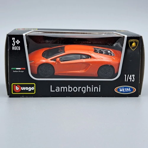 Lamborghini Aventador Bburago játékautó