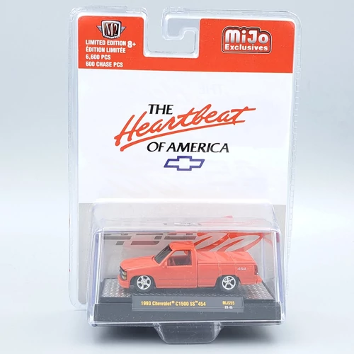 Chevrolet C1500 SS 454 1:64 M2 Machines die cast autó modell
