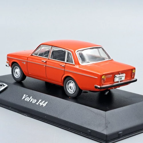 Volvo 144 1966 1:43 Atlas  fém autó modell