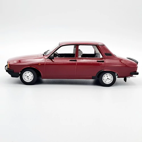 Dacia 1310L 1993 1:18 Triple 9 bordó autómodell