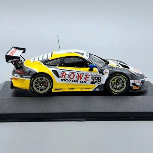 Porsche 911 GT3 Rowe Racing 24H 1:43 autómodell