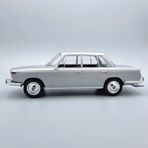 BMW 2000 Type 121 1966 1:18 autó modell