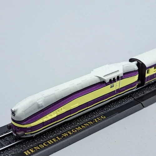 Henschel-Wegmann-Zug-Z Gauge 1:220 vonat