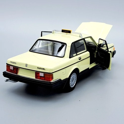 Volvo 240 GL Taxi 1:24 Welly fémautó