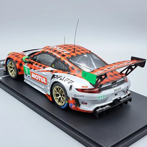 Porsche 911 GT3 R 12h Sebring 2021 1:18 IXO modell autó