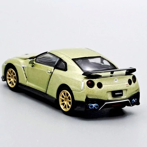 Nissan GT-R (R35) 2022 1:64 ERA Models modellautó