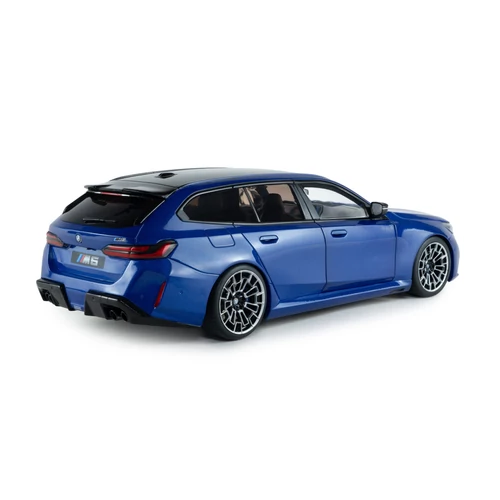 BMW M5 Touring 2024 kék 1:18 Solido