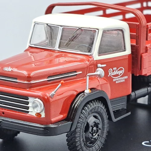 Csepel D-450 1:43 P. Classixxs piros teherautó modell