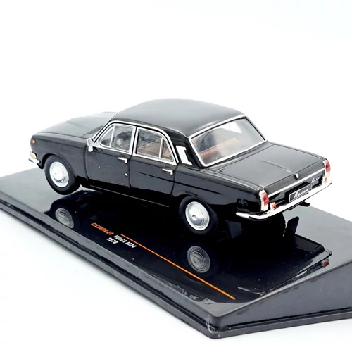 Volga M24 1970 1:43 IXO kisautó