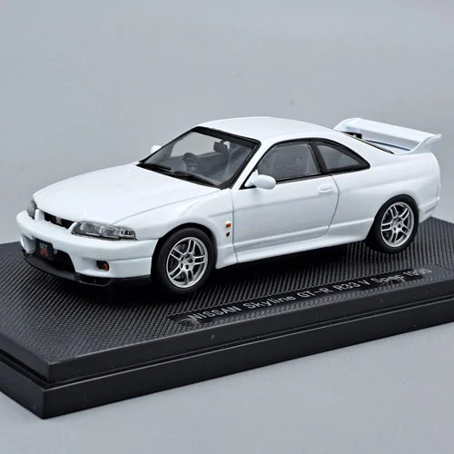 Nissan Skyline GT-R R33 1995 1:43 Ebbro fém autómodell