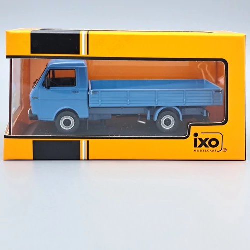 Volkswagen LT 28 Pick-up 1978 1:43 IXO fém modell autó