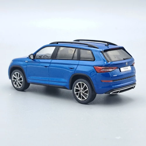 Skoda Kodiaq Sportline 2018 1:43 IXO fém modell autók