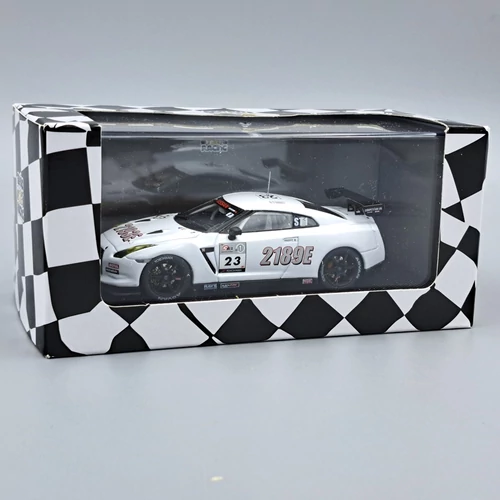 Nissan Nismo R35 GTR 2010 1:43 Ebbro fém autómodell